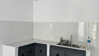 Bán nhà mới xây Nguyễn Duy Trinh 3 phòng ngủ DT đất 150m2