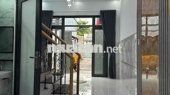 Bán nhà đẹp 3 tầng Bình Tân, 40m3, 3 PN, giá chỉ 4,5 tỷ, sổ riêng,