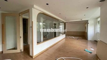 Cho Thuê Nhà MT Nguyễn Văn Lượng P 17 GV.Dt 10x20 tr 3 lầu