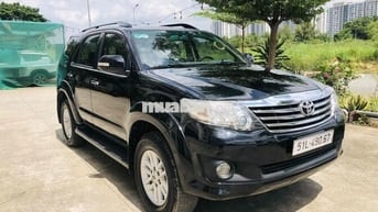 Toyota Fortuner 2013 2.7V 4x2 - 140000 km