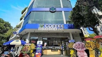Nhà mặt tiền căn góc Phan Xích Long, tiện kinh doanh đa ngành.