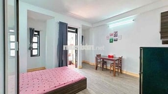 Căn hộ Studio - Ban công - 30m2 - Full Nội thất- Trường Sơn- Tân bình