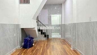 Cho thuê nhà 1 trệt 1 lầu hẻm 09 Bùi Thị Xuân, Q.1 cạnh công viên