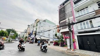 CHO THUÊ BUILDING 780A SƯ VẠN HẠNH QUẬN 10 - 8 TẦNG - THANG MÁY