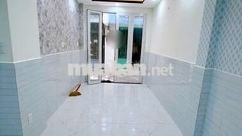 Q4, hẻm Đoàn Văn Bơ, 3 tầng, 38,4m2, KQH, 4.25 tỷ