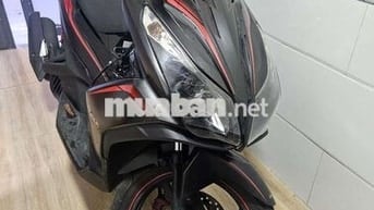 Xe Honda Air Blade 2015 Đen - Đỏ mới 95%