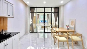 TRỐNG CĂN HỘ 1PN FULL NỘI THẤT ,VIEW KÍNH SIU RỘNG NGAY NGÃ 4 BẢY HIỀN