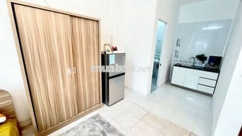 Phòng trọ giá rẻ ngay chợ Bà Chiểu full nội thất ban công rộng