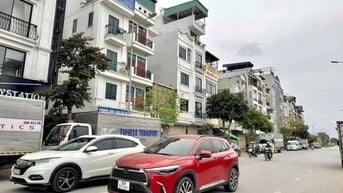 Mặt phố Nguyễn Thời Trung, Vỉa hè đường 25m, 2 mặt tiền dt 60m2 mt 4m