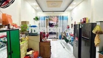NHÀ BÁN TRÊN ĐƯỜNG LÊ VĂN QUỚI- BÌNH TRỊ ĐÔNG.BÌNH TÂN 32M2.GIÁ 3.9 TỶ