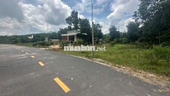 Đất mặt tiền đường nhựa  tặng vườn trái cây 600m2 giá 650tr sổ sẳn