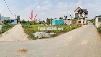 Đất hồng thổ cư chính chủ 2 mặt tiền đường Nguyễn Hoàng, Xã Trảng Bom