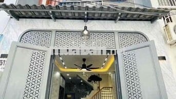 👉Chủ gấp bán căn nhà siêu phẩm tại Bình Thạnh , hẻm xe hơi sát mặt tiề