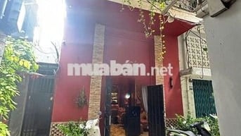Mặt bằng siêu vị trí cho thuê – Pasteur, Q1