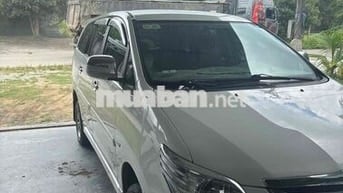Toyota Innova 2013 2.0J - 170000 km