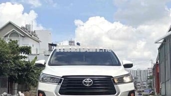Toyota Innova 2.0E 2021 - 64000km