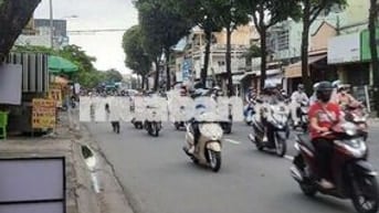 Nhà mặt tiền nguyễn kiệm giá 9tr