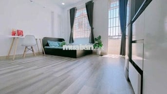 Pass phòng studio ban công mặt tiền Đỗ Tấn Phong đầu tháng 10