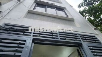 Bán Nhà Trần Cung, Cầu Giấy Gần Viện E. Lô Góc 35m 5 Tầng. Giá 8.8 tỷ