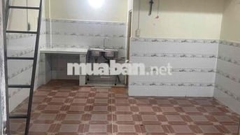 nhà mặt tiền hẻm xe tải DT 25m2