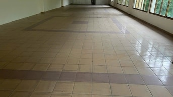 Cho thuê mặt bằng lầu 1, DT 600m2. Giá 90tr. KCN Tân Bình