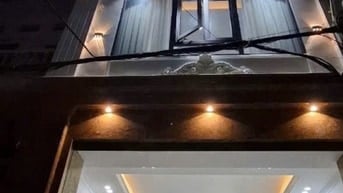 CHUYỂN CÔNG TÁC NÊN CẦN BÁN GẤP TOÀ ,7  TẦNG SÁCH VALI VÀO Ở LUÔN