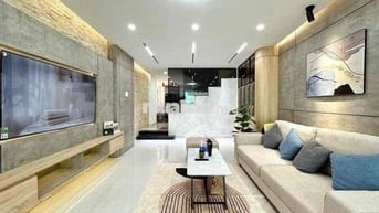 🔥Nhà Cực Đẹp 2 Lầu, 2PN, 3WC, Đường Nguyễn Xí, P13, Bình Thạnh