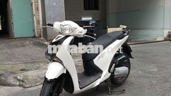 xe Sh 150i 2015 bs 71 khóa smartkey máy êm.
