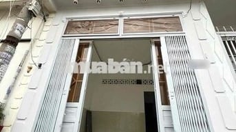 Nhà ngay Trưởng Chinh- DT:3,6x12- đúc 2 tầng - Chỉ 3.xtỷ