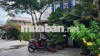 NHÀ 3 LẦU HẺM XE HƠI DSH 2 CĂN CÔNG CHỨNG NHÀ NƯỚC VÔ Ở NGAY