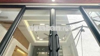 Siêu đầu tư! Văn chương, 50m -6 tầng thang máy, oto cổng, gần Hồ