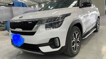 Kia Seltos 2021 Premium 1.4 AT - 130000 km