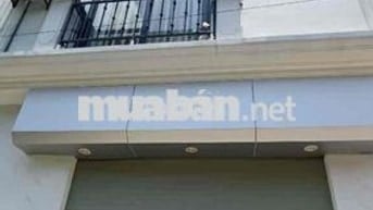Nhà mới ở luôn- 50m2- Thang máy - 5 tầng - Giá tốt ở quận Long Biên