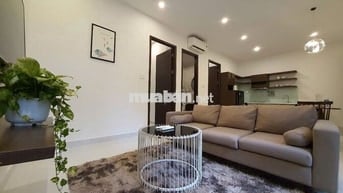 Cho thuê căn hộ 2PN có ban công, yên tĩnh và gần biển Mỹ Khê