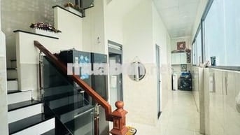 BÁN NHÀ LÔ GÓC 2 MT ĐƯỜNG SỐ 8, LINH XUÂN