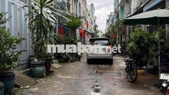 Nhà hẻm xe hơi tới nhà gần chợ siêu thị trường học