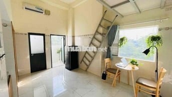 Phòng máy lạnh free xe k gác - có gác, cửa sổ- ban công 3tr2-4tr2