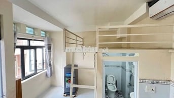 Phòng Thành Thái, 20m2, nội thất cơ bản,  giờ giấc tự do, có ban công