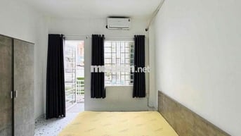 CĂN HỘ 2PN 2WC NGAY SÁT PHAN XÍCH LONG SIÊU THOÁNG