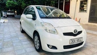 Toyota Yaris 2010 1.3 AT - 15000 km