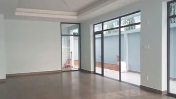 Cho thuê nhà ngay cao đẳng công thương , phước long b , q9, tp thủ đức