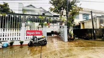 Chính chủ gửi Bán Căn Nhà biệt thự 2 mặt tiền 2 tầng Hoà Xuân