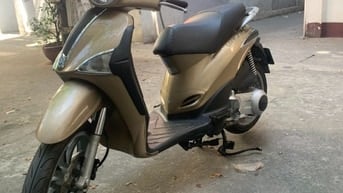 Cần bán xe Piaggio Liberty Việt Nam ăn ít xăng màu kaki biển 29D1