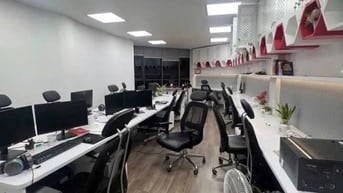 Siêu Phẩm Phạm Văn Đồng, Lô góc, , 204m, 8 tầng, 21m MT, Gía 70,5 tỷ