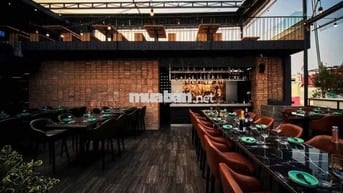🔥 CHO THUÊ ROOFTOP TẦNG 7 – LƯU VĂN LANG, Q1 160M2 LỐI ĐI RIÊNG 49T 🔥