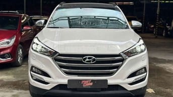 Hyundai Tucson 2018 Đặc Biệt 2.0L,màu trắng,22.000