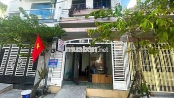 Mặt bằng kết hợp, có kho rộng rãi, bao điện nước