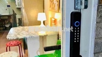 Cho thuê nhà Mới, Đầy đủ NT - Hẻm xe hơi, Nguyễn Trãi Quận 1