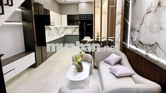 Bán nhà 1 trệt 2 lầu mới XD gần cty dược hậu giang
