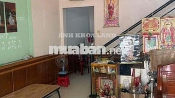 kẹt tiền bán gấp căn nhà đường số 6. DT 80m2 , SHR công chứng nhanh